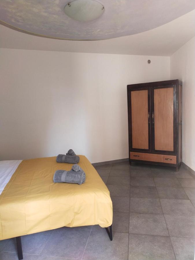 La Tana Dell'Artista Hotel Arco Ngoại thất bức ảnh