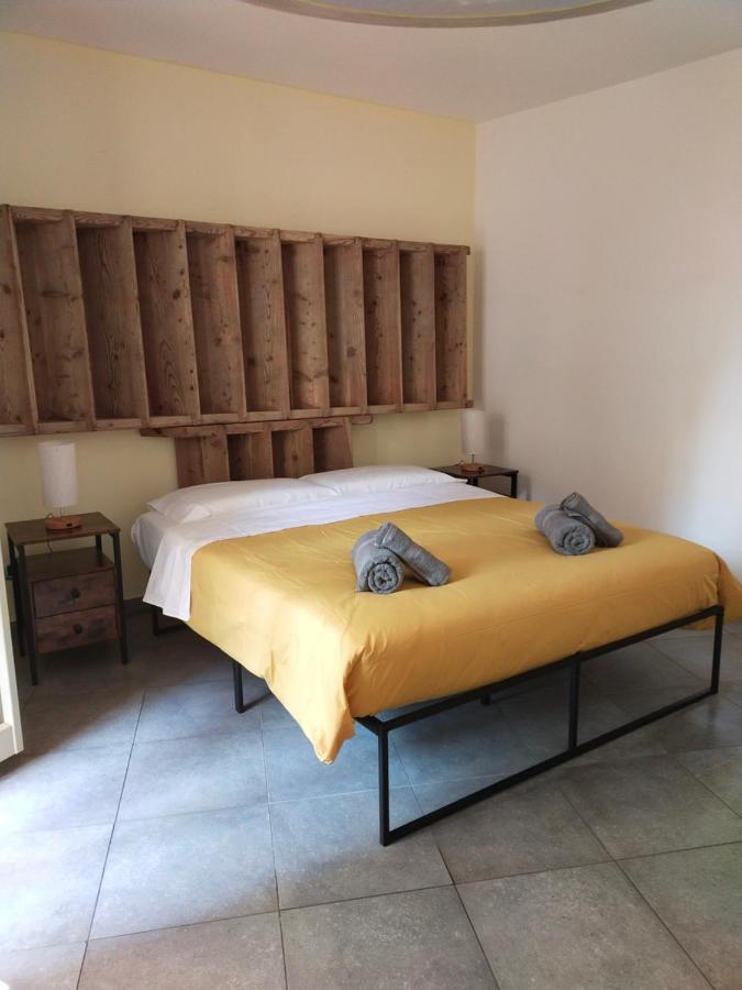 La Tana Dell'Artista Hotel Arco Ngoại thất bức ảnh
