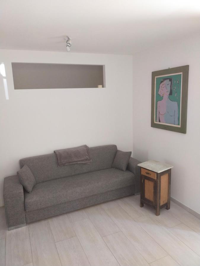La Tana Dell'Artista Hotel Arco Ngoại thất bức ảnh